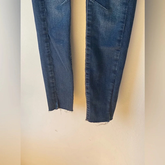 Free People NWOT Dark Wash Miles Away Jeggings SAMPLE PAIR - Picture 4 of 8